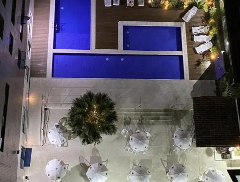 Apartamento com varanda-1